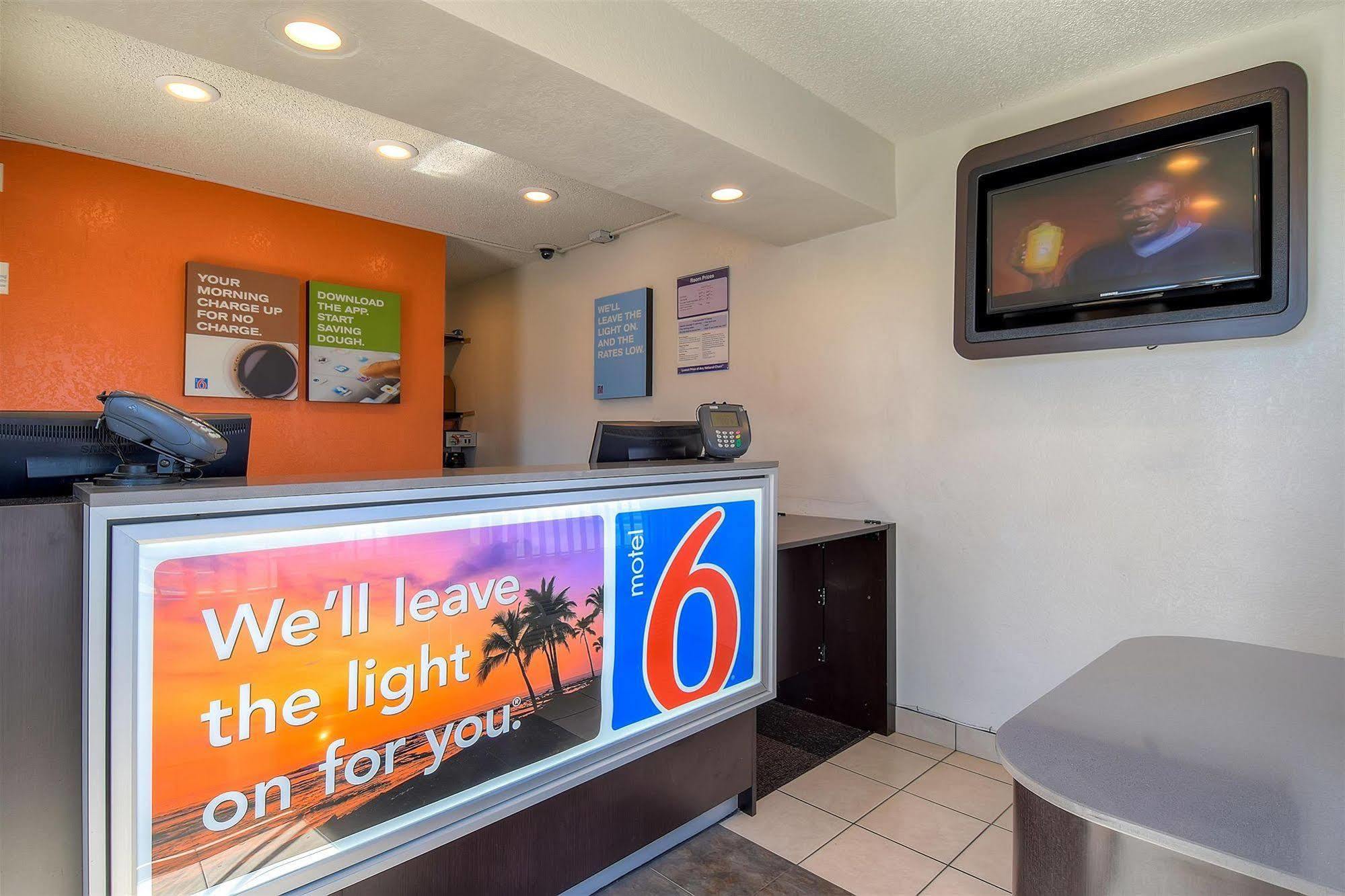 Motel 6-Long Beach, Ca - Los Angeles Eksteriør billede